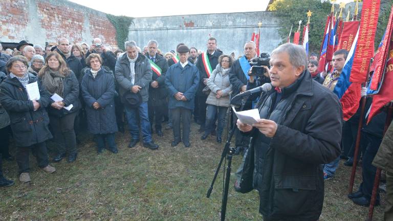 Spomin na junake naj bo svarilo pred sovra&scaron;tvom