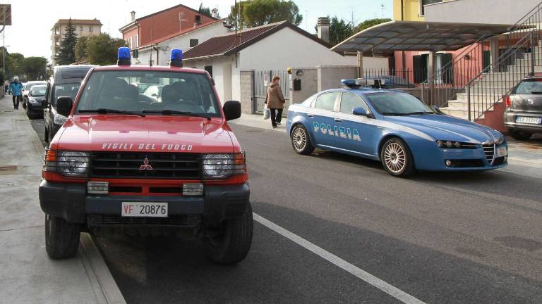 Z molotovko zažgal hi&scaron;o biv&scaron;e partnerke