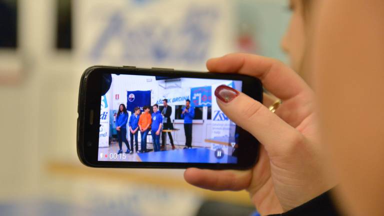 Pametne telefone uporabljati - pametno