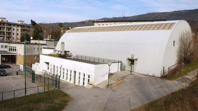 &raquo;Stadion 1. maj naj bo primarna ustanova Slovencev&laquo;