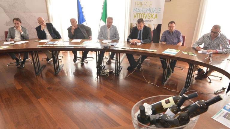 Vitovska in morje tokrat v nekdanji ribarnici
