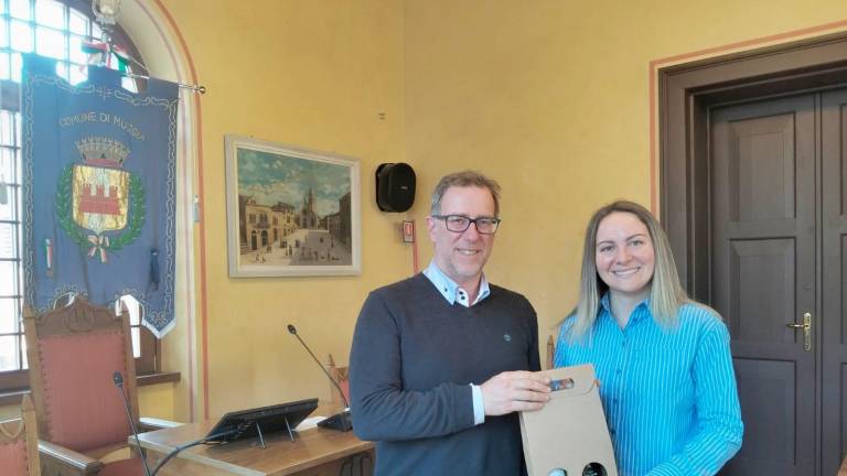Miljski župan Paolo Polidori in nova lstnica miljskega gradu Federica Alessi