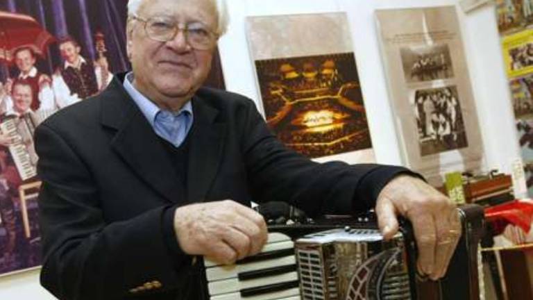 Umrl je Slavko Avsenik