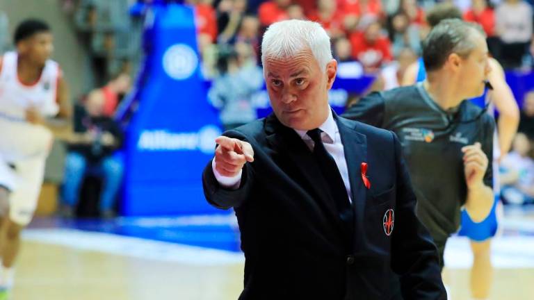 Klub podpira trenerja