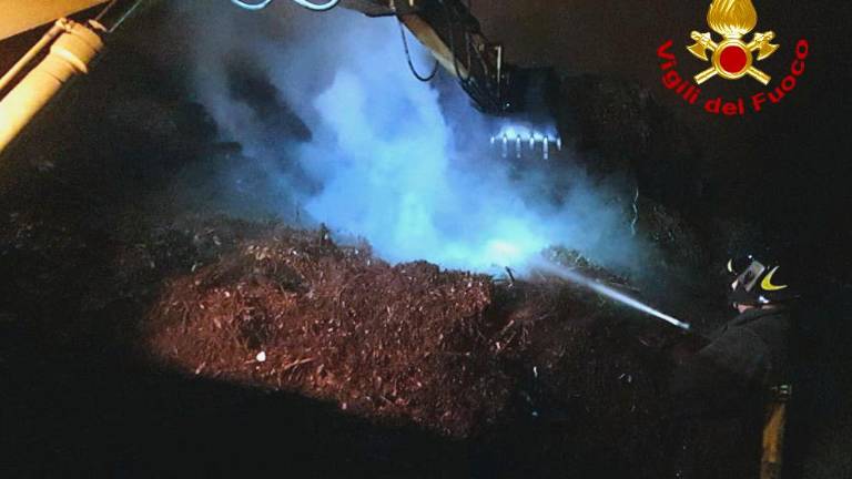 Pogasili požar, pogorišče še nadzorujejo