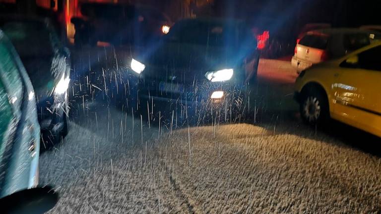 Dopoldne vrtinec, zvečer toča