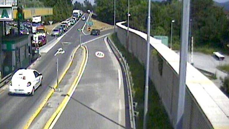 Na primorski avtocesti odstranili posledice nesreče