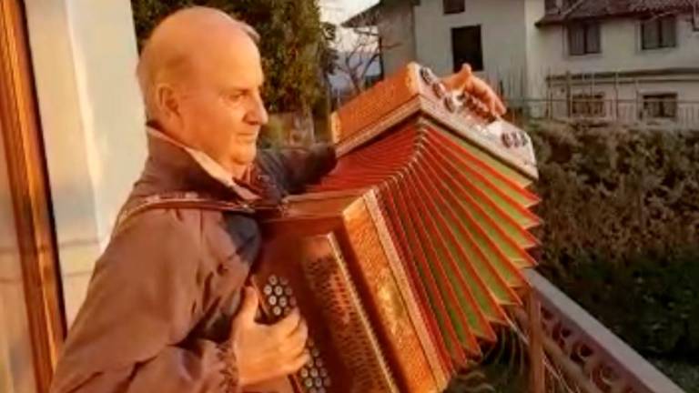 Glasba odmevala tudi v Števerjanu (video)