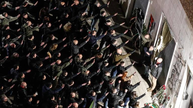 Pet pripadnikov CasaPound osumljenih apologije fašizma