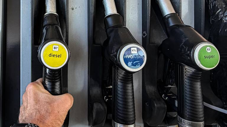 Italijanski Eni omejil cene pogonskih goriv