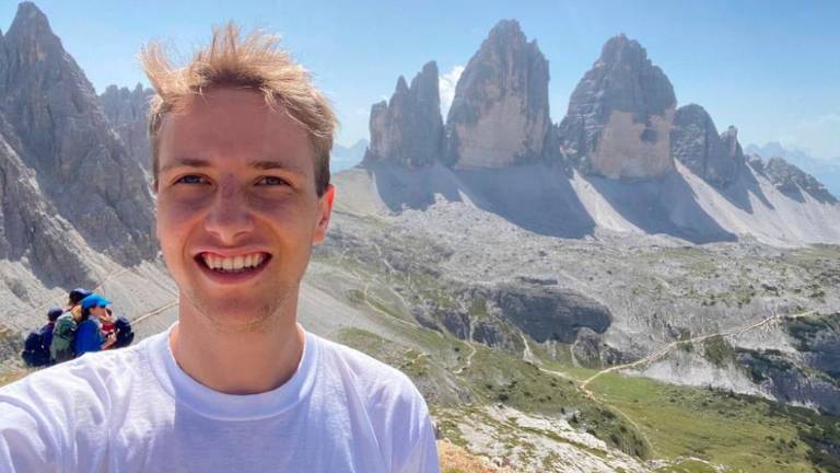 Študiral bo zgodovino in nadaljeval z violino