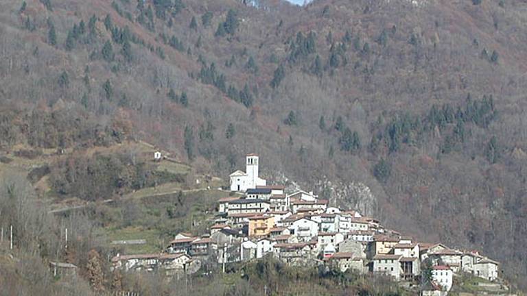 Topolovo od vasi na obrobju do preporoda po zaslugi Postaje