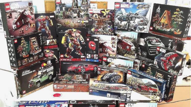 Ukradla sta za 6000 evrov Lego kock