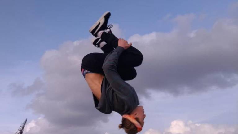 Gropajc ima rad parkour