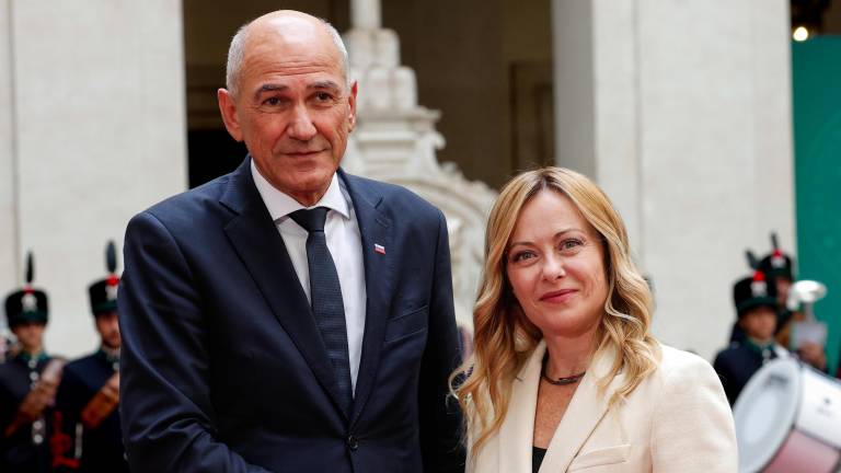 Meloni in Janša želita krepiti sodelovanje na strateških področjih