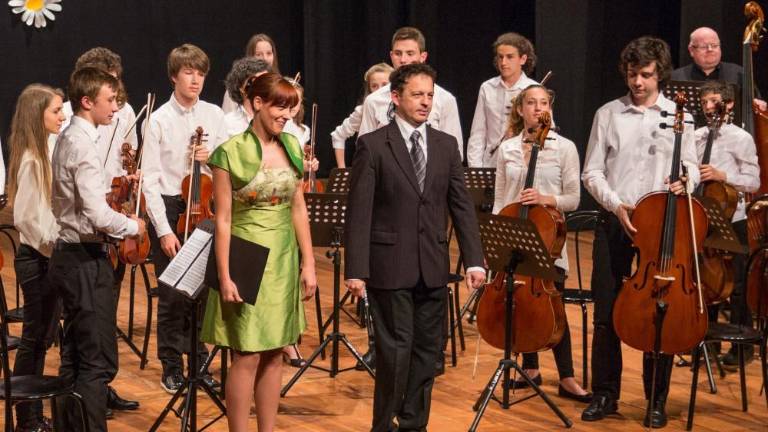 Umrl je dirigent in profesor na šoli Komel Luigi Pistore