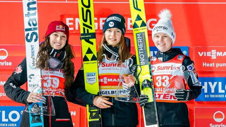 Ema Klinec Sloveniji prinesla prve sezonske stopničke