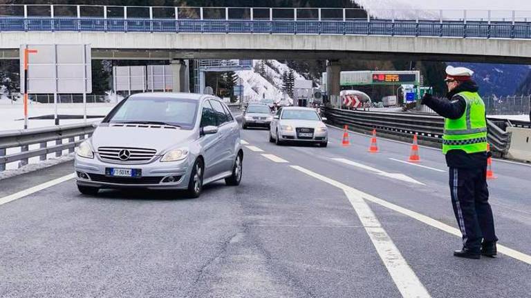 Če nimaš dovolj goriva, ne smeš v Avstrijo