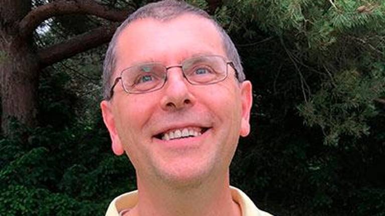 »Čimprej spraviti na igrišča vse otroke in mladostnike«