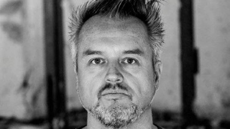 Koroškemu novinarju zaradi neprijaznega poročanja zasegli računalnik