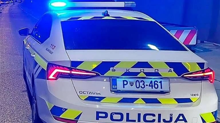 Od Fernetičev proti Sežani vozil v napačno smer