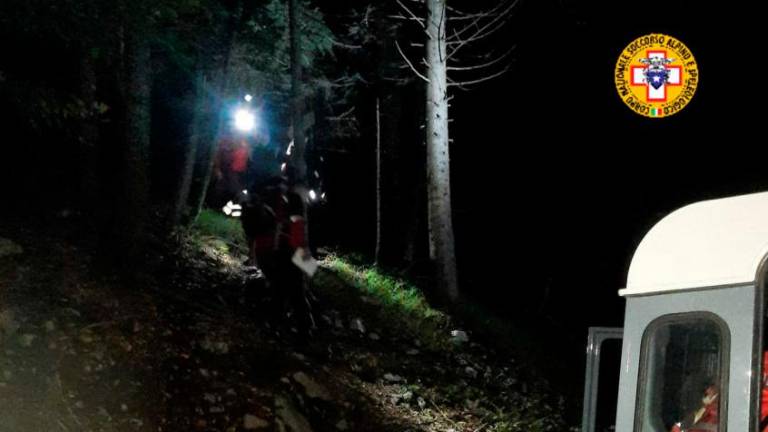 Ponoči sta se izgubila na Mokrinah