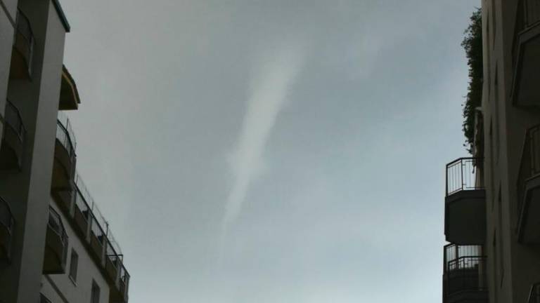 Več vrtincev nad Tržaškim zalivom