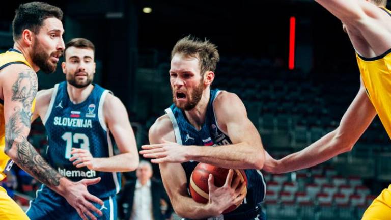 Slovenski košarkarji boljši od Ukrajine