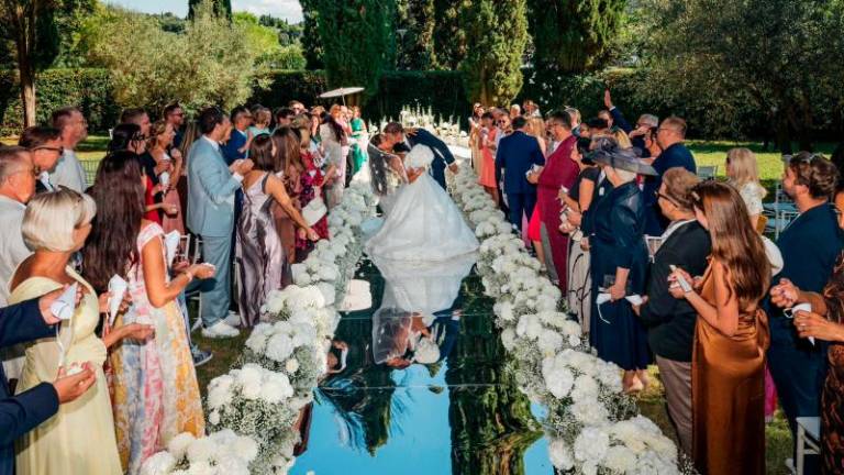 Slovenski premier Robert Golob in Tina Gaber sta dahnila usodni »da«