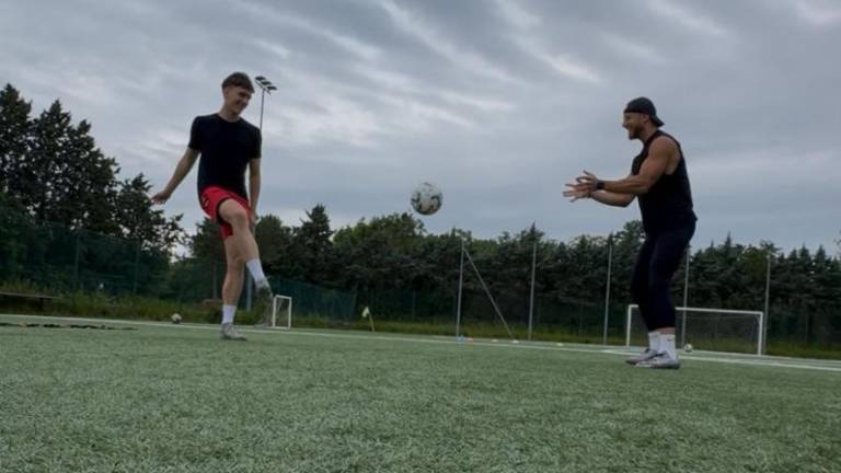 Mladi nogometaši morajo trenirati tudi poleti