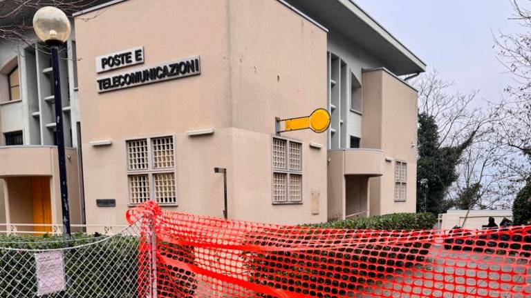 Dolinski poštni urad naj bi odprli čez mesec dni