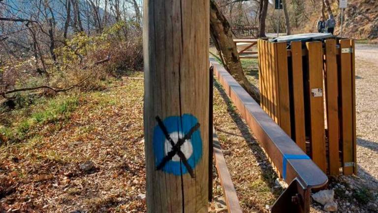 Na Krasu »vojna« markacij