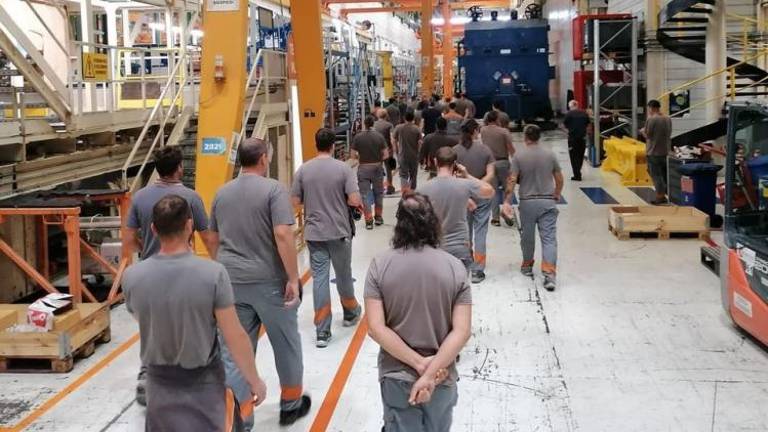 Trenja med sindikati zaradi protesta v tovarni