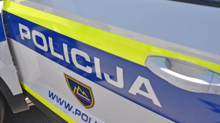 Čezmejno zasledovali avtomobil