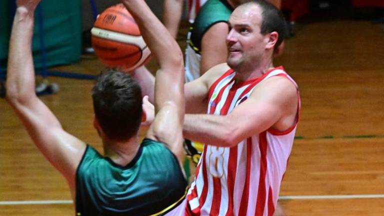 Dom zanesljivo premagal Perteole in utrdil prvo mesto