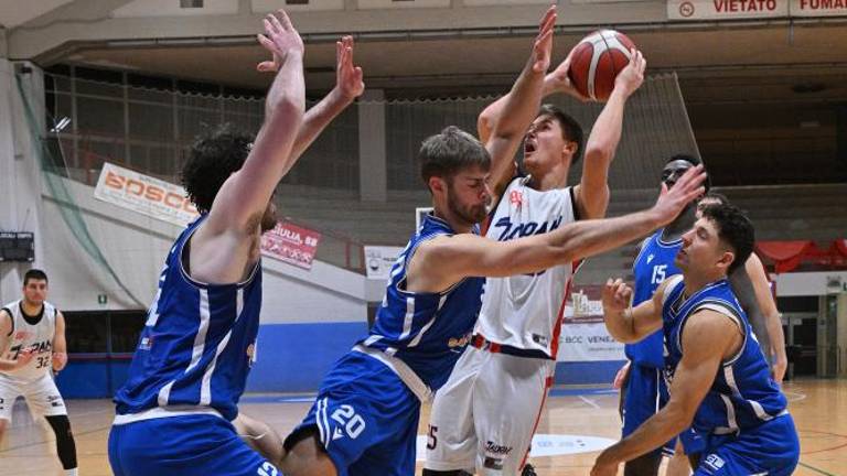 Športna sobota: Jadran v Tržiču, Kontovel za prvo mesto