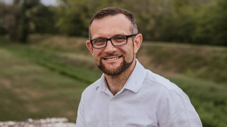 O mladinski operi, ki pripoveduje o vrstniškem nasilju