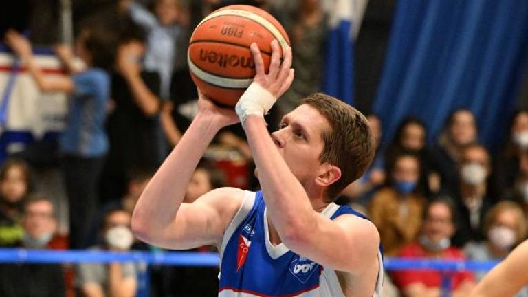 Visoka zmaga Bora Radenska, Dom pa je ostal praznih rok