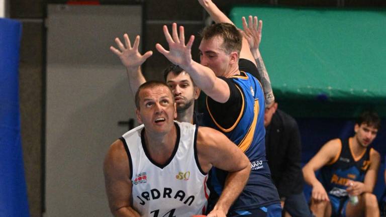 Jadran Motomarine in SloVolley ZKB s celotnim izkupičkom