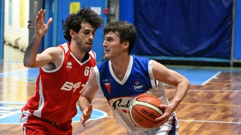 Bor Radenska zanesljivo premagal Santos