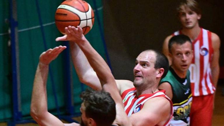 Domača zmaga Doma, Breg OK v gosteh