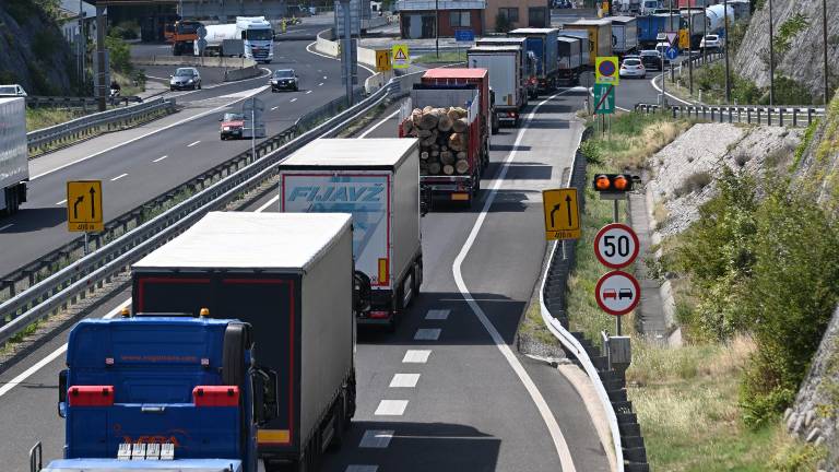 Vipavska hitra cesta spet povzroča skrbi