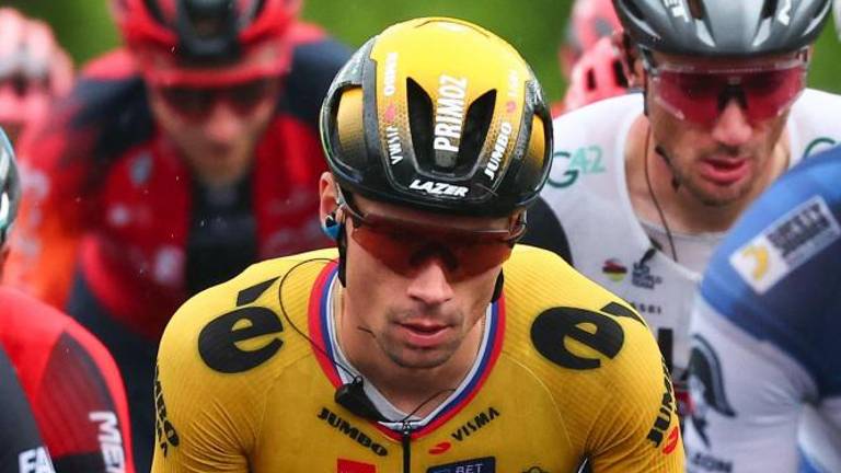 V rožnatem Leknesund, Roglič ves čas ob Evenepoelom