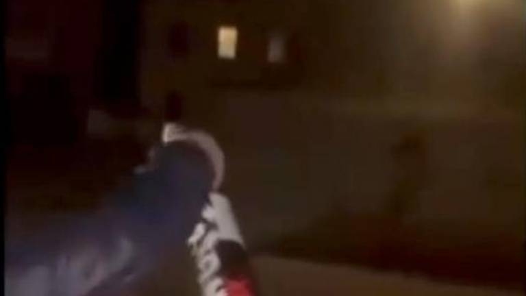 V stanovanjski blok na Markovcu novoletne rakete streljali trije mladoletniki