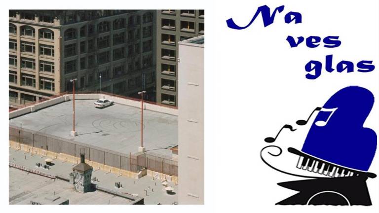 Artic Monkeys za oddih na kavču