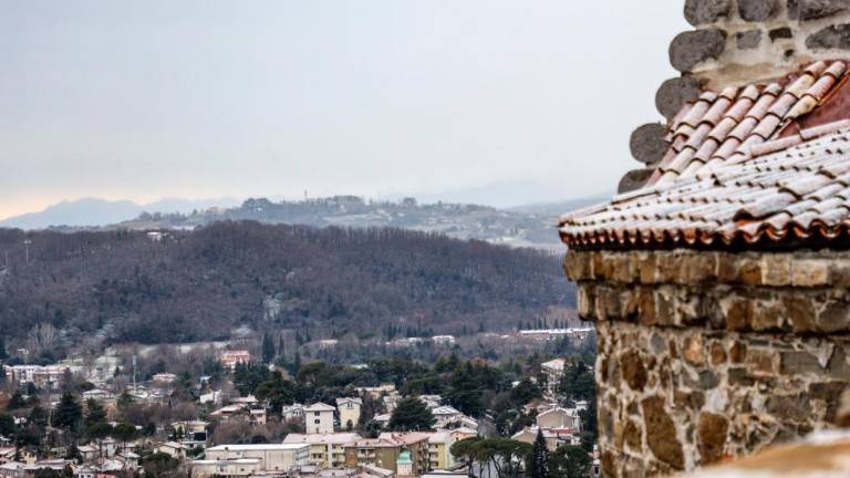 Sneg danes pobelil tudi Goriško (foto)