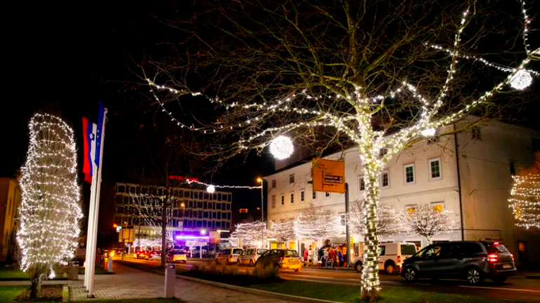 V osrednjem delu Primorske silvestrovanji v Sežani in Postojni