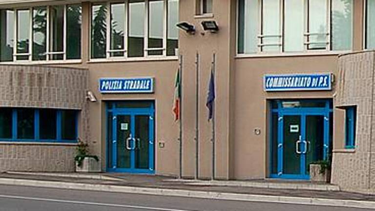 V Tržiču ženska zabodla partnerja