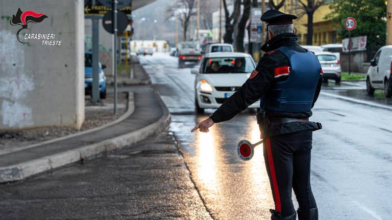 Štirje so vinjeni sedli za volan