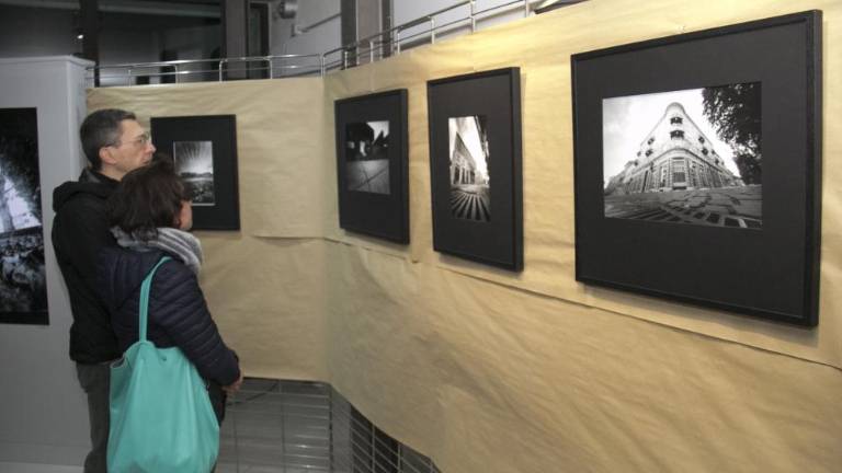 Žarišča kulture predstavlja iz mišje perspektive